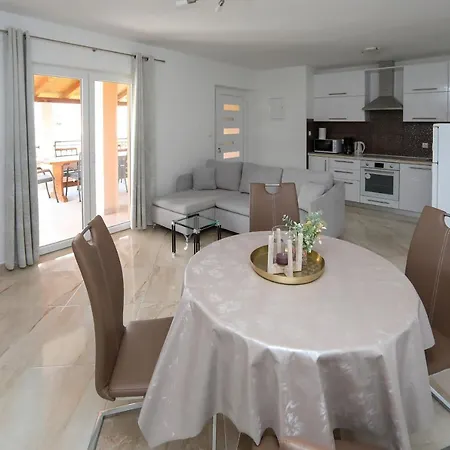 Alfonso Appartement Bibinje