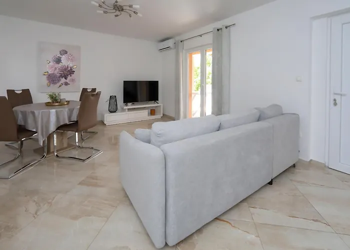 Alfonso Διαμέρισμα *